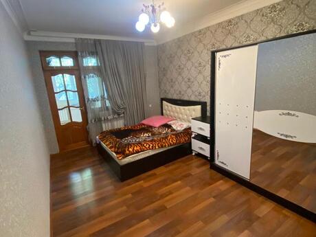 4-room apartment for rent, 120 m², Memar Əcəmi: 800 ₼/mo 4