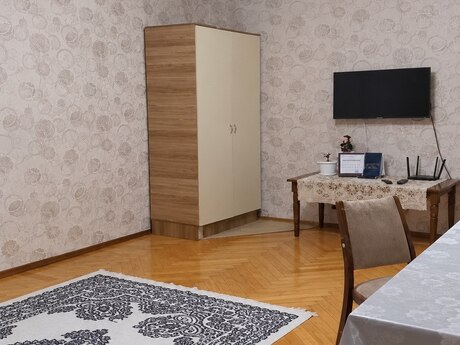 Elan №6504954 - Bakı, Nəriman Nərimanov m., 2 otaqlı, 50 m², 4/5 mərtəbə