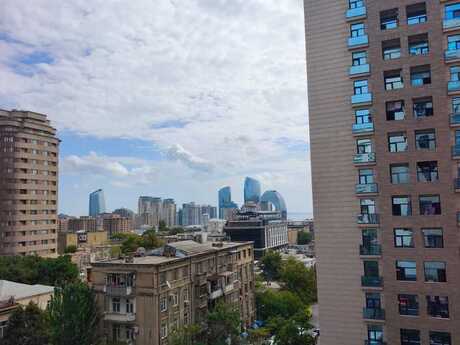 4-room apartment, 149 m², 28 May: 589 500 ₼ 5