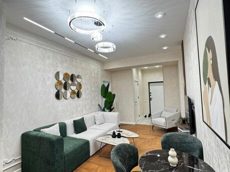 Продаётся 2-комнатная квартира в новостройке, Nəsimi, 60 м², 258 000 AZN, фото 2 / 8