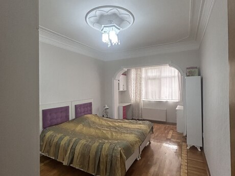 3-room apartment for rent, 125 m², Nəriman Nərimanov: 900 ₼/mo 5