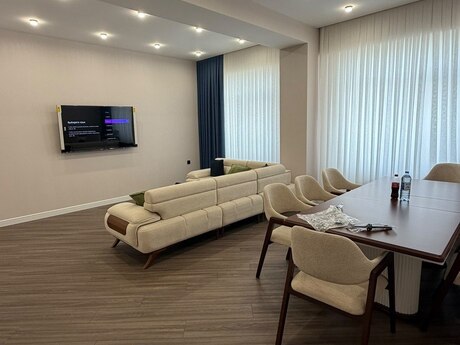 Elan №6505203 - Bakı, Ağ şəhər q., 3 otaqlı, 160 m², 5/8 mərtəbə