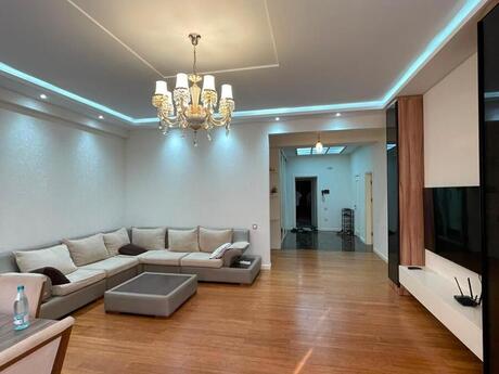 Kirayə 3 otaqlı mənzil, 165 m², Nizami: 2 000 ₼/ay 3