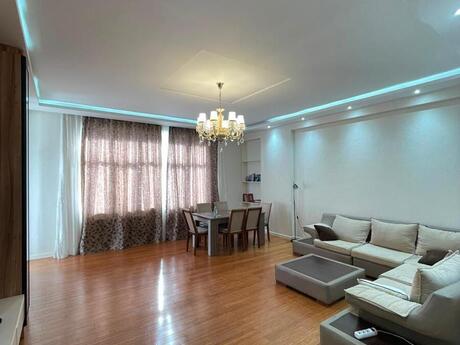 Kirayə 3 otaqlı mənzil, 165 m², Nizami: 2 000 ₼/ay 4