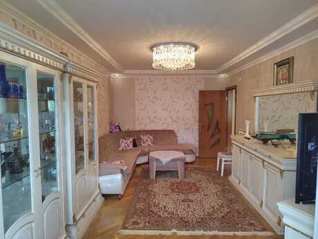 Elan №6505308 - Bakı, 8-ci kilometr q., 4 otaqlı, 100 m², 5/5 mərtəbə