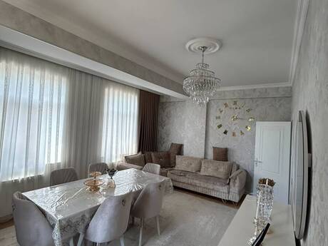 Объявление №6505329 - Баку, пос. Бакиханова, 3-комн., 98 м², 3/12 этаж
