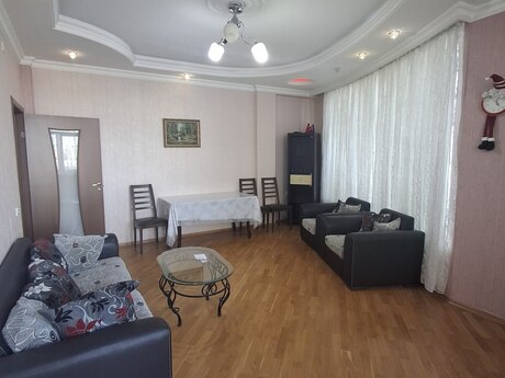 Аренда: 3-комнатная квартира, 130 м², Nəriman Nərimanov: 1 100 ₼/мес 2