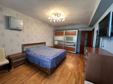2 otaqlı mənzil, 100 m², Nəriman Nərimanov: 270 000 ₼ 2