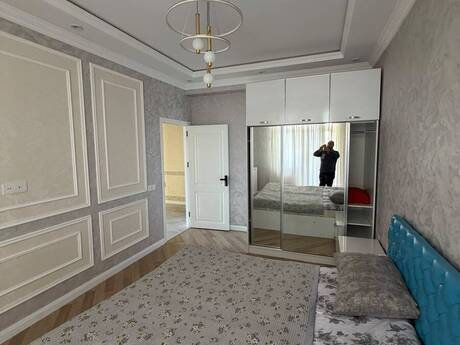 3-room new-build apartment for rent in İnşaatçılar, 120 m², 800 AZN/mo, photo 5 / 12