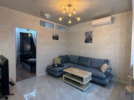 2-room apartment for rent, 85 m², Memar Əcəmi: 80 ₼/mo 3