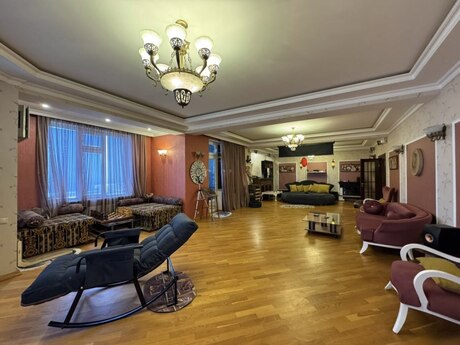 5-room apartment, 300 m², İçəri Şəhər: 700 000 ₼ 2