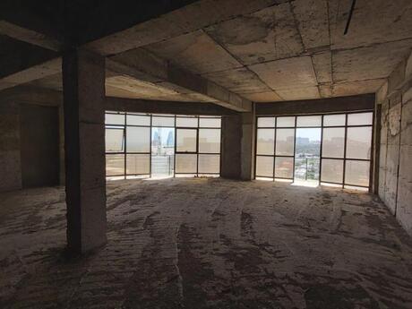 7-комнатная квартира, 750 м², Elmlər Akademiyası: 700 000 ₼ 4