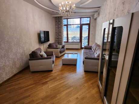 Elan №6505507 - Bakı, 28 May m., 2 otaqlı, 110 m², 4/20 mərtəbə