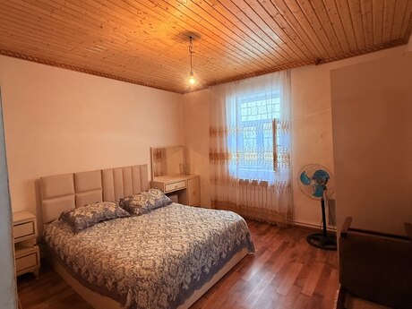 4 otaqlı həyət evi, 100 m², Binə: 125 000 ₼ 4