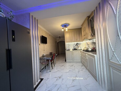 Объявление №6505645 - Баку, пос. Ази Асланова, 4-комн., 100 м², 4/5 этаж