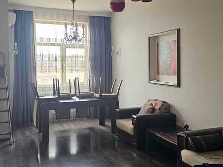 3-room apartment for rent, 136 m², 28 May: 1 299 ₼/mo 2
