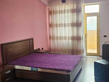 3-room apartment for rent, 136 m², 28 May: 1 299 ₼/mo 3