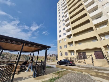 Объявление №6505678 - Баку, Хатаинский р., 3-комн., 82 м², 2/14 этаж
