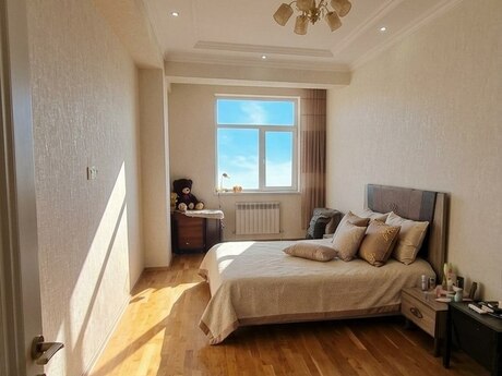 Elan №6505735 - Bakı, Nəriman Nərimanov m., 2 otaqlı, 85 m², 13/16 mərtəbə