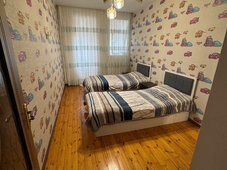 3 otaqlı mənzil, 130 m², Əhmədli: 198 500 ₼ 4