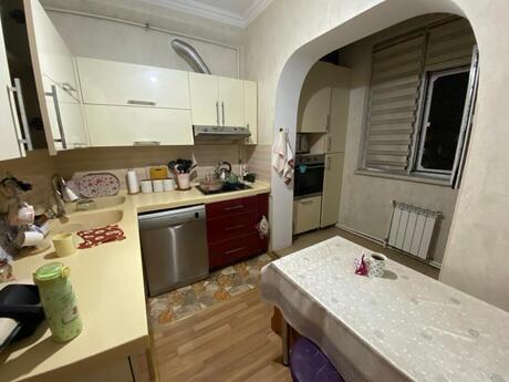 4-комнатная квартира, 120 м², İnşaatçılar: 230 000 ₼ 5