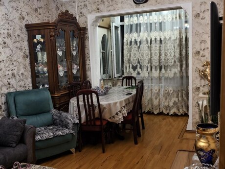 3-room apartment, 90 m², 8-ci mikrorayon: 285 000 ₼ 4