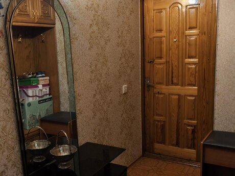 Elan №6505808 - Bakı, 8-ci mikrorayon q., 3 otaqlı, 90 m², 6/9 mərtəbə