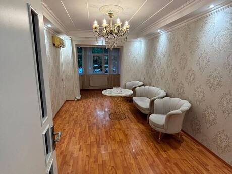 Объявление №6505861 - Баку, м. Иншаатчылар, 2-комн., 60 м², 1/6 этаж