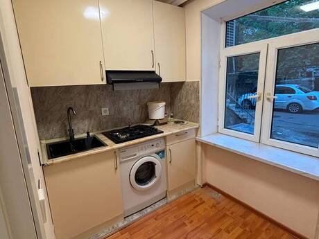 Продаётся 2-комнатная квартира в старом фонде, İnşaatçılar, 60 м², 139 000 AZN, фото 5 / 12