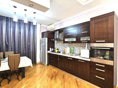3-комнатная квартира, 142 м², Nəsimi: 415 000 ₼ 4