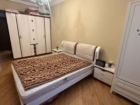 3-room apartment for rent, 160 m², Memar Əcəmi: 850 ₼/mo 4