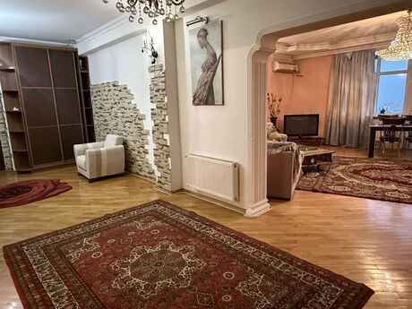 3-room apartment for rent, 160 m², Memar Əcəmi: 850 ₼/mo 2