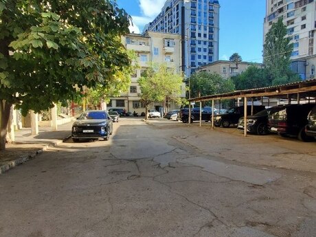 2-room apartment, 37 m², Nəriman Nərimanov: 175 000 ₼ 2