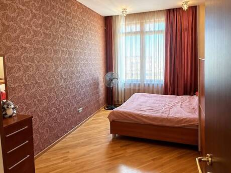 3-room apartment, 130 m², Nərimanov: 265 000 ₼ 4