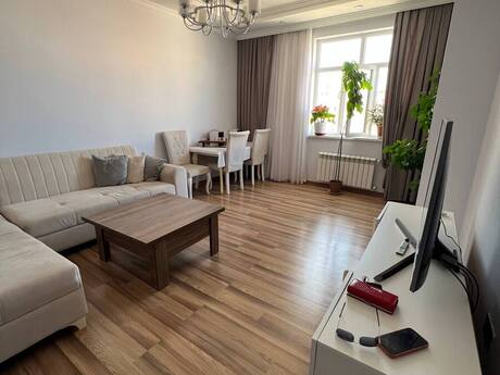 3 otaqlı mənzil, 114 m², 20 Yanvar: 285 000 ₼ 3