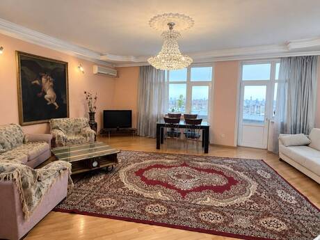 Elan №6505904 - Bakı, Memar Əcəmi m., 3 otaqlı, 160 m², 13/18 mərtəbə