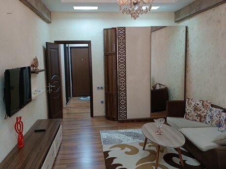 1-room apartment for rent, 56 m², Həzi Aslanov: 600 ₼/mo 2