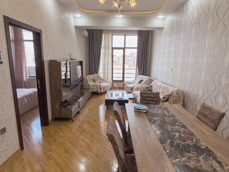 Elan №6506056 - Bakı, Şah İsmayıl Xətai m., 2 otaqlı, 68 m², 11/25 mərtəbə