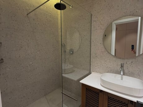 Marina Village kompleksində 1 otaqlı yeni tikili mənzil satılır, 42 m², 226 000 AZN, şəkil 4 / 9