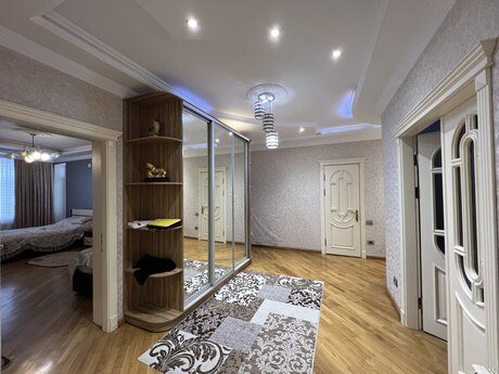 3 otaqlı mənzil, 142 m², 9-cu mikrorayon: 329 000 ₼ 2