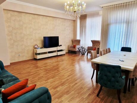 3-комнатная квартира, 148 м², 20 Yanvar: 364 000 ₼ 2