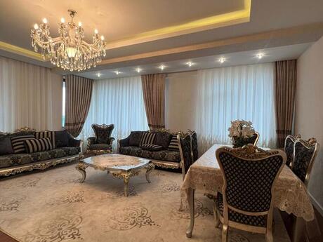 4 otaqlı mənzil, 180 m², 8 Noyabr: 480 000 ₼ 4