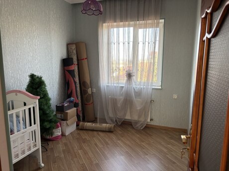 4 otaqlı həyət evi, 190 m², Qaraçuxur: 320 000 ₼ 2