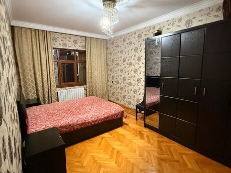 4-комнатная квартира, 110 м², Nərimanov: 322 400 ₼ 3