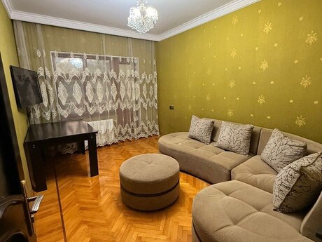 4-комнатная квартира, 110 м², Nərimanov: 322 400 ₼ 4