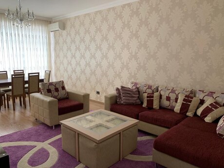 Elan №6506341 - Bakı, Şah İsmayıl Xətai m., 2 otaqlı, 95 m², 14/17 mərtəbə