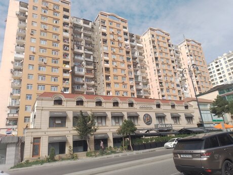 2-room apartment, 85 m², Həzi Aslanov: 190 000 ₼ 2