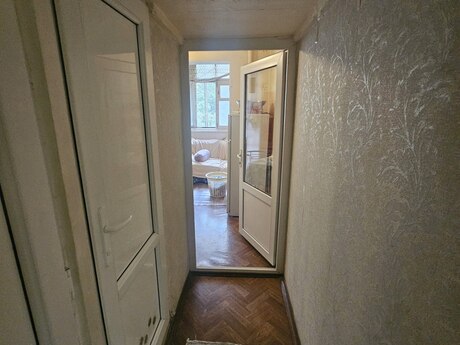 Продаётся 2-комнатная квартира в старом фонде, Memar Əcəmi, 76 м², 169 000 AZN, фото 4 / 8
