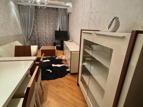 Kirayə 2 otaqlı mənzil, 90 m², İnşaatçılar: 900 ₼/ay 3