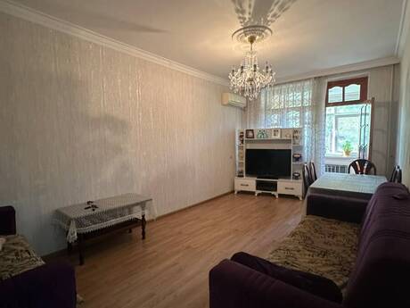 Elan №6506620 - Bakı, Bakıxanov q., 3 otaqlı, 80 m², 3/5 mərtəbə